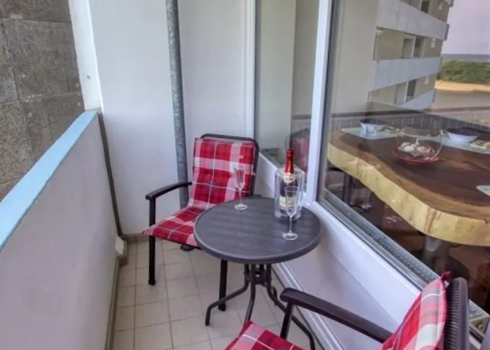 - Haus E, App 0e0802